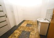 Na prenájom | obchodný priestor | 50 m2 | Trenčín | Piaristická
