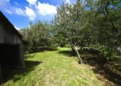 Na predaj | rodinný dom | veľký pozemok | Ivanovce | okres Trenčín | 2346 m2