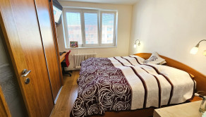 Na predaj 3-izbový byt s balkónom, lodžiou, klimatizáciou a parkovaním – Trenčín, Bavlnárska