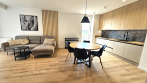 Na prenájom zariadený 3 izbový byt s garážovým parkovaním, Trenčín, Villa park