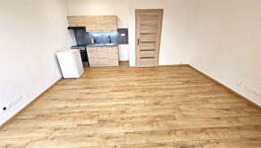 Na prenájom 1 izbový byt. Trenčín, ul. Hollého, Zámostie