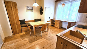 Na predaj veľký 2 izbový byt v centre mesta, 64 m2, Piešťany, A. Dubčeka