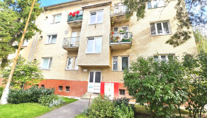 Na predaj veľký 2 izbový byt v centre mesta, 64 m2, Piešťany, A. Dubčeka