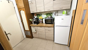 Na prenájom zariadená garsónka s balkónom, Trenčín, Staničná