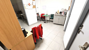 Na prenájom komerčný priestor, 154 m2, Trenčín, centrum mesta