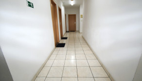 Na prenájom kancelársky priestor blízko centra mesta, 18 m2, Trenčín, ul. Piaristická