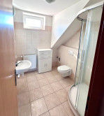 Na prenájom kancelársky priestor blízko centra mesta, 65 m2, Trenčín, ul. Piaristická