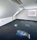 Na prenájom kancelársky priestor blízko centra mesta, 65 m2, Trenčín, ul. Piaristická