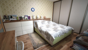 Na predaj veľký 3 izbový byt s lodžiou, 77 m2, Trenčín, Halalovka