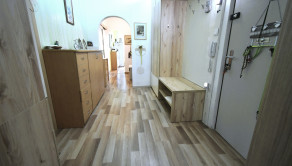 Na predaj veľký 3 izbový byt s lodžiou, 77 m2, Trenčín, Halalovka