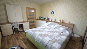 Na predaj veľký 3 izbový byt s lodžiou, 77 m2, Trenčín, Halalovka