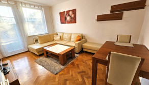 Na prenájom zariadený 3 izbový byt s balkónom v centre Trenčína, Soblahovská