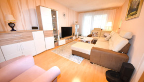 Na predaj veľký 3 izbový byt s lodžiou, 77 m2, Trenčín, Halalovka