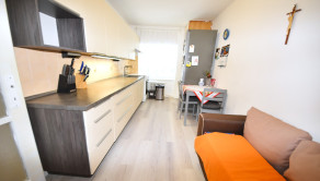 Na predaj zariadený 2 izbový byt, Nová Dubnica, Janka Kráľa