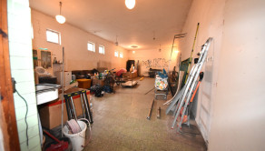 Na predaj komerčná budova s pozemkom, v centre obce, 424 m2, Moravské Lieskové