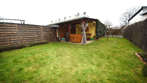 Na predaj veľký 2 izbový byt s garážou a záhradou, Dubnica nad Váhom