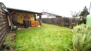 Na predaj veľký 2 izbový byt s garážou a záhradou, Dubnica nad Váhom