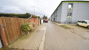 Na predaj veľký 2 izbový byt s garážou a záhradou, Dubnica nad Váhom