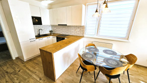 Na prenájom 3 izbový byt v novostavbe s garážou a park. miestom, Trenčín, Zlatovská