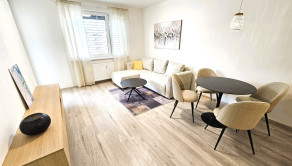 Na prenájom 2 izbový byt s lodžiou a park. miestom, Trenčín, Na pažiti