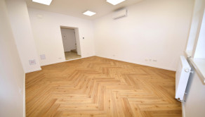 Na prenájom kancelária, komerčný priestor v centre, Trenčín, 38 m2, Mierové námestie