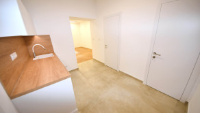 Na prenájom kancelária, komerčný priestor v centre, Trenčín, 38 m2, Mierové námestie