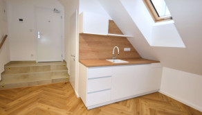 Na prenájom kancelária, komerčný priestor v centre, Trenčín, 31 m2, Mierové námestie