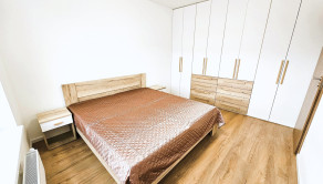 Na prenájom 2 izbový byt s balkónom a park. miestom, Trenčín, Rulandská