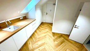 Na prenájom kancelária, komerčný priestor v centre, Trenčín, 79 m2, Mierové námestie