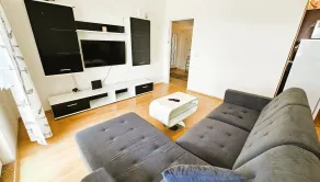 Na prenájom | zariadený 2 izbový byt | lodžia | Trenčín | Sihoť