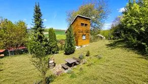 Pozemok s chatkou | na predaj | Trenčín | 280 m2