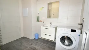 Na predaj | 3 izbový byt | garáž | Trenčín | Vinohrady
