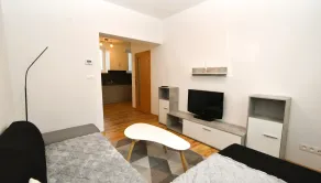 Na prenájom | 2 izbový byt | parkovacie miesto | Trenčín | Sihoť