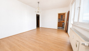 Na predaj | 3 izbový byt | Trenčín | Novomeského | 70 M2