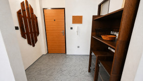 Na predaj | 1 izbový byt | Trenčín | Halalovka | 41 m2