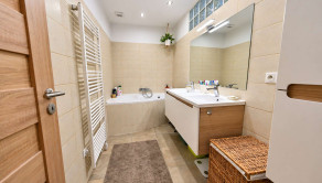 Na predaj | 4 izbový byt | 87 m2 | klimatizácia | Nové Mesto nad Váhom