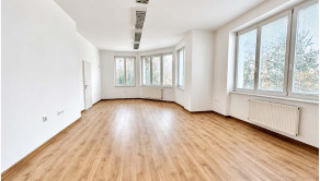 Na prenájom | kancelársky priestor 60 m2 | Trenčín, ul. M. R. Štefánika
