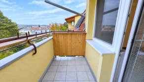 Na predaj | 2 izbový byt s parkovaním | tehla | Trenčín | 74 m2