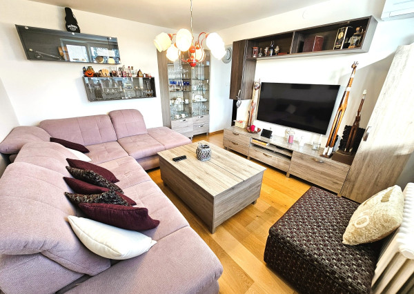 PREDANÉ -Na predaj 3-izbový byt s balkónom, lodžiou, klimatizáciou a parkovaním – Trenčín, Bavlnárska