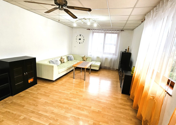 Na prenájom zariadený 3 izbový byt, 120 m2, Trenčín, ul. Opatovská