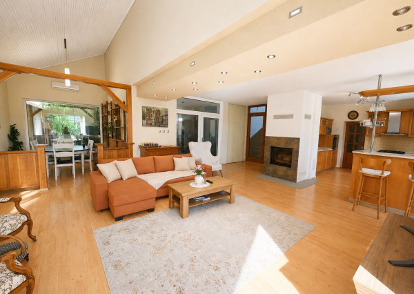 Na predaj | rodinný dom | Drietoma | bazén | okr. Trenčín | 1401 m2